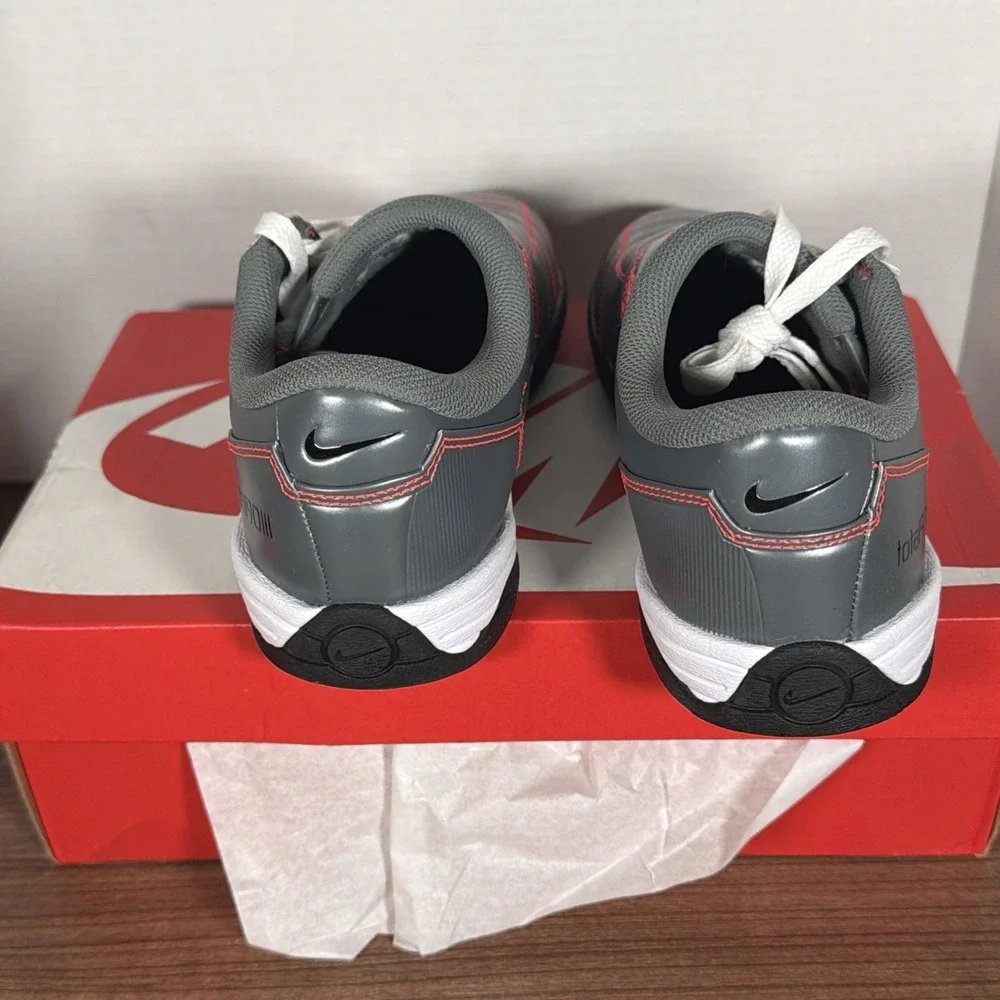 Nike TOTAL 90 Men's SMOKE GREY HQ2851-003 Soccer Sneakers Size 8.5